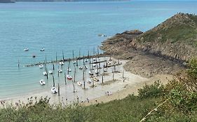 Le Gite Des Crapauds Rouges